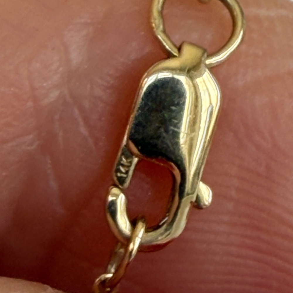 14 karat gold and diamond necklace - Picture 8 of 9